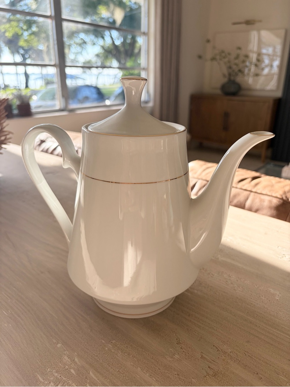 VINTAGE TIENSHAN FINE CHINA "CLASSIC GOLD" COFFEE POT WITH LID
